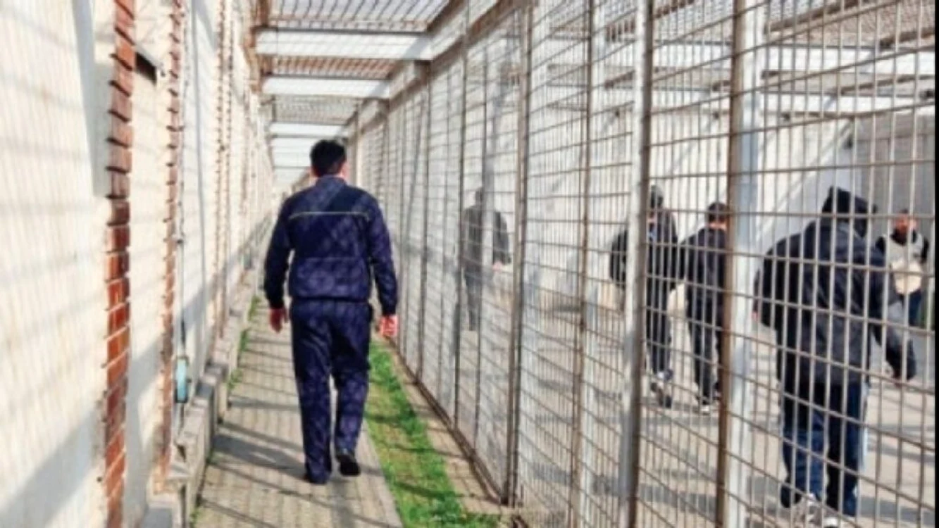 Polițist penitenciar FOTO: arhivă