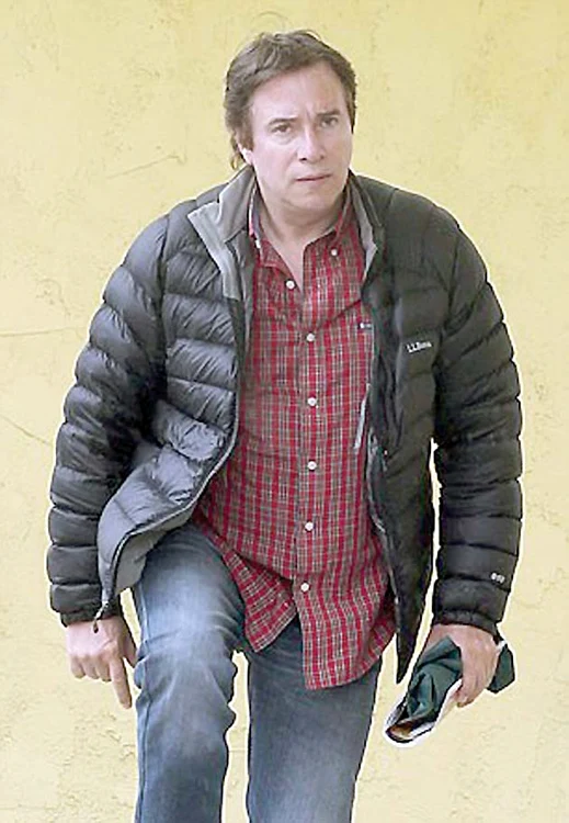 Bodyguardul  Gilles De Bonfilhs  (38 de ani)