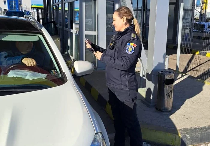 Traficul de camioane este afectat, la frontiera cu Serbia foto: MAI