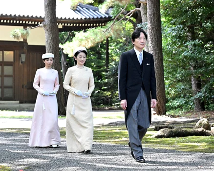 Prințul Akishino, Prințesa Kiko și Prințesa Kako la majoratul Prințul Hisahito al Japoniei. FOTO: Profimedia