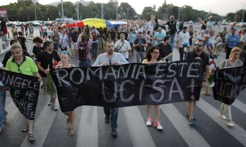 În jur de 5000 de oameni au ieșit în stradă după cazul șocant din Caracal  jpeg