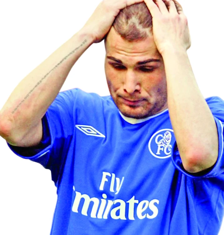 Adrian Mutu a plecat de la Chelsea în urma unui scandal de dopaj