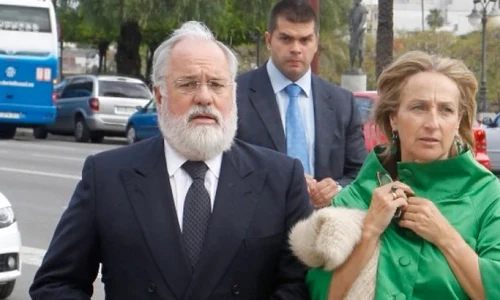 Micaela Domecq Solis Beaumon ;i so'ul ei, Miguel Srias Canete, comisar european jpeg