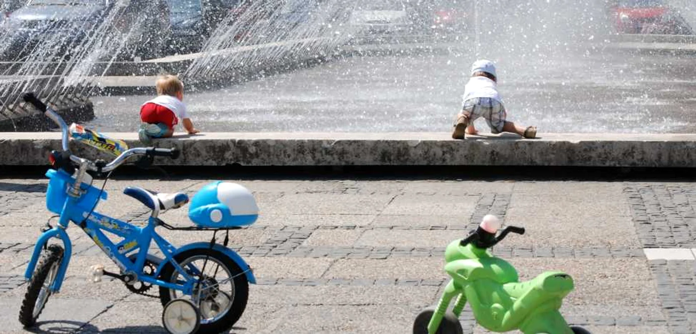 Sudul ţării se va "topi" la 39 de grade Celsius la umbră în acest weekend  FOTO: Mediafax