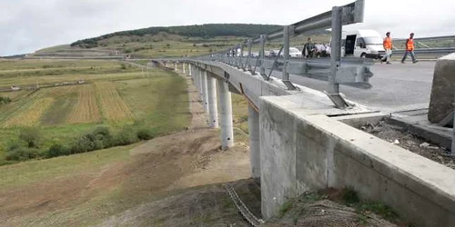 Centura de ocolire a municipiului Cluj-Napoca pe relaţia est Vâlcele-Apahida are o lungime de 23,7 km