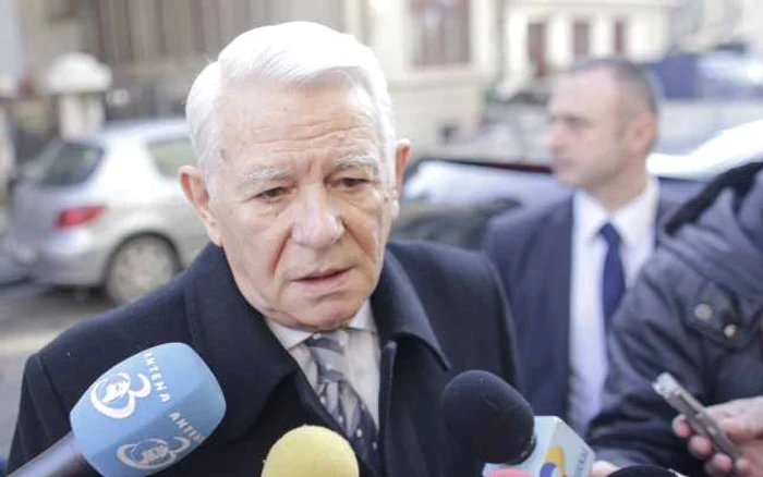 Ministrul de Externe, Teodor Meleşcanu, a declarat, sâmbătă, la Mamaia, că dosarul Roşia Montană a fost depus „ilegal” la UNESCO