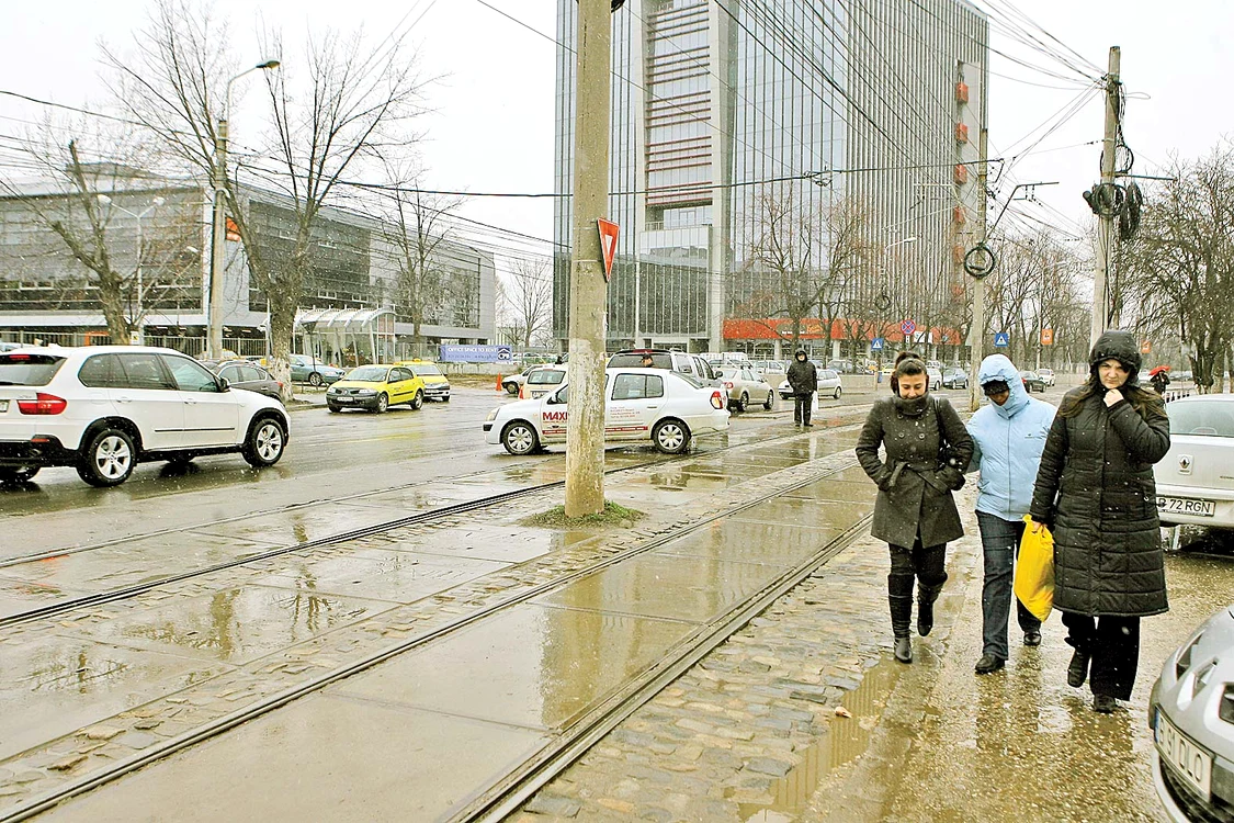 Vreme închisă în Bucureşti în ziua votului pentru primarul general al Capitalei. FOTO: arhivă