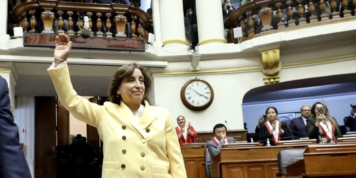 Dina Boluarte prima femeie președinte din Peru FOTO Profimedia