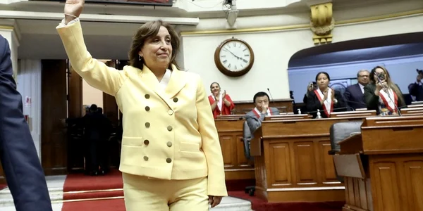 Dina Boluarte prima femeie președinte din Peru FOTO Profimedia