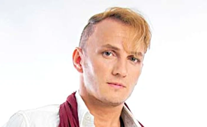 Zilele trecute, la Chişinău, Mihai şi-a introdus în repertoriu piesa Paradisio