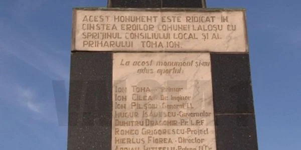Monumentul din comuna Laloşu