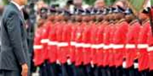 VIDEO Obama, primit cu frenezie  în Ghana