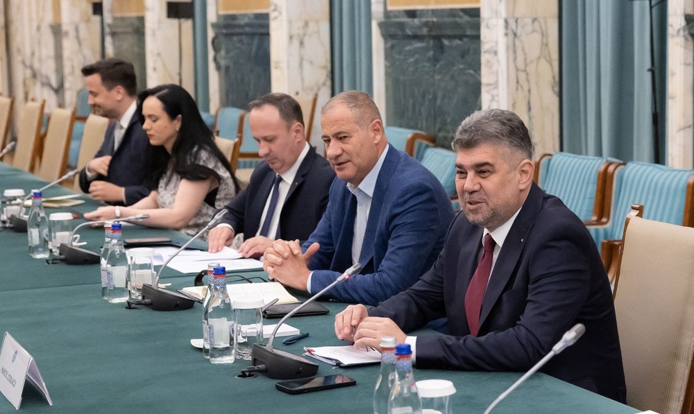 Salariații din primării intră în grevă generală. Noian de revendicări