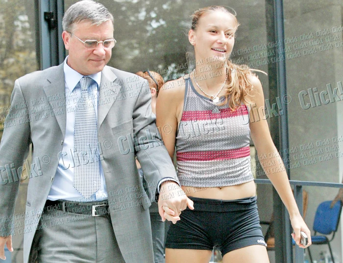 Mircea Sandu,fostul preşedinte al FRF şi fiica acestuia Raluca