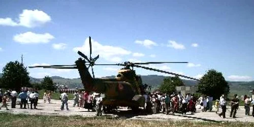 Bacău: Aviatorii militari sărbătoresc Ziua Forțelor Aeriene Române