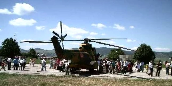 Bacău: Aviatorii militari sărbătoresc Ziua Forțelor Aeriene Române