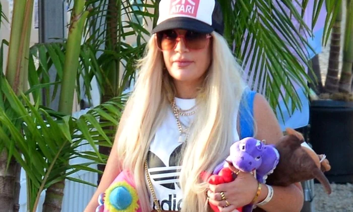 1 tori spelling jpg jpeg