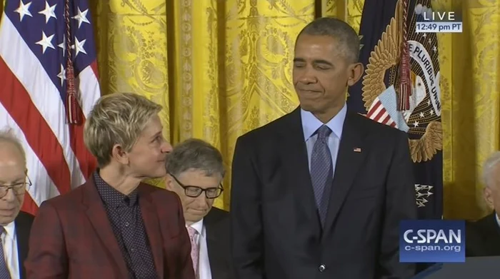 Ellen DeGeneres premiata de Obama jpeg