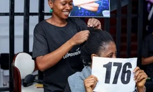 Mary Chinonso record cozi impletite guinness jpg