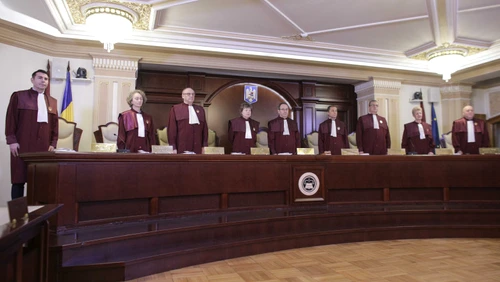 Curtea Constituțională va trebui să hotărască dacă pensiile pot fi mărite de Parlament în condițiile în care Guvernul spune că nu sunt bani