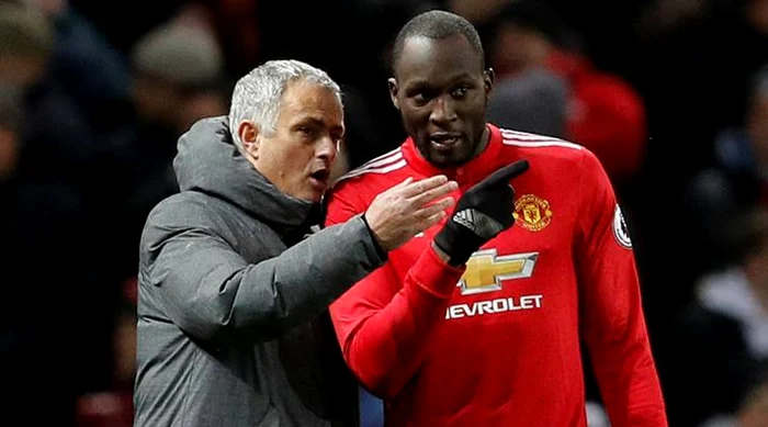 
    Portughezul a dus-o pe Manchester United la sapă de lemn şi e aproape demis de engleziFoto: Click!  