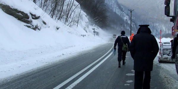 Avalansele de pe Valea Oltului si a Lotrului, pericol pentru soferii aflati in trafic