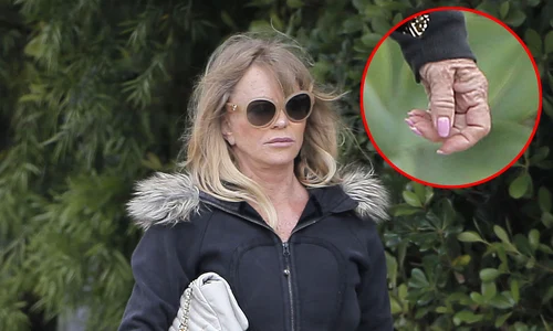 Goldie Hawn (70 de ani) jpeg