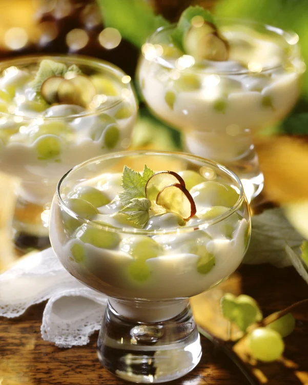 Cremă desert cu struguri