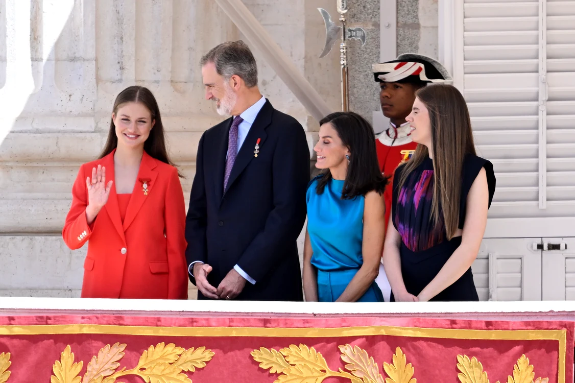 Regele Felipe Letizia Leonor și Sofia GettyImages 2158231472 jpg