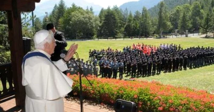 Vacanţa papală a luat sfârşit