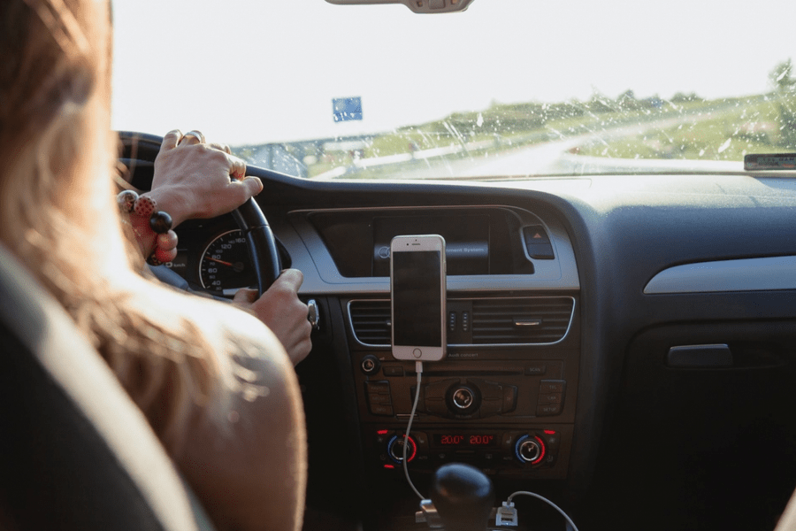 Reguli noi pentru șoferii din UE - Vor putea rămâne fără carnet mult mai ușor