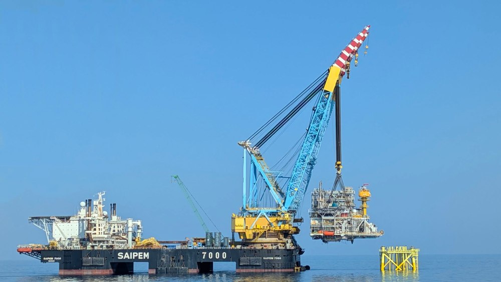 Premieră istorică: a fost instalată platforma Neptun Alpha în Marea Neagră. Când începe producția de gaze