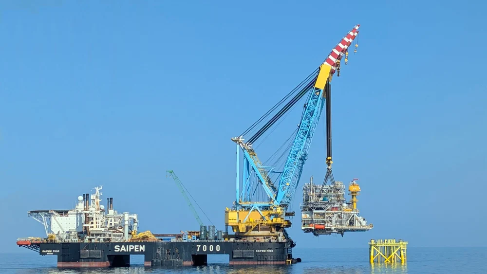 Premieră istorică: a fost instalată platforma Neptun Alpha în Marea Neagră. Când începe producția de gaze