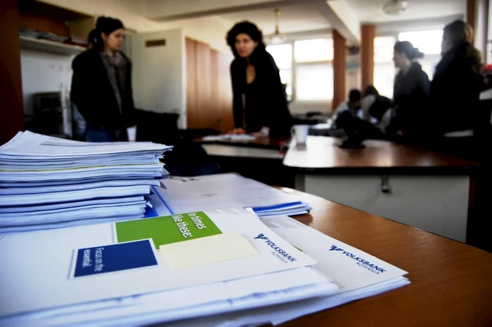 Birourile Protecţiei Consumatorului Cluj sunt pline cu reclamaţii faţă de Volksbank