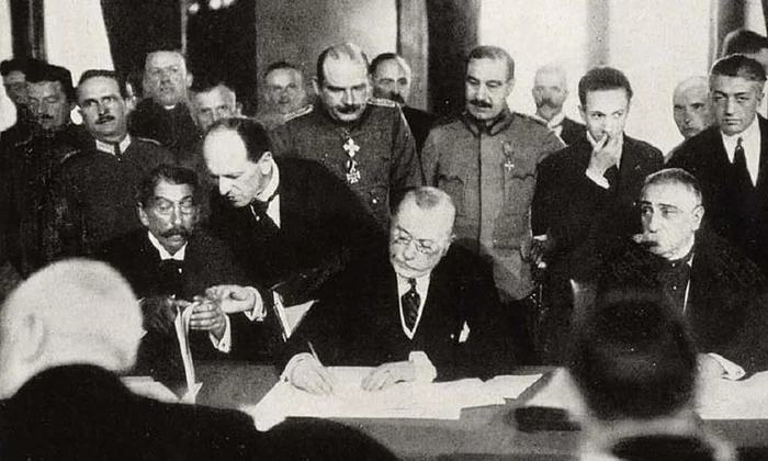 Calendar 7 mai: 1918   România a semnat Tratatul de la București, o pace separată cu Puterile Centrale jpeg