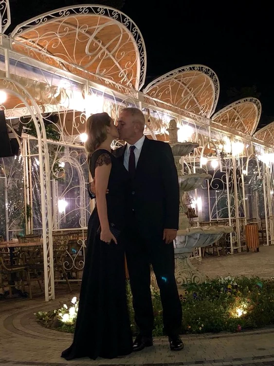 
    Liviu Dragnea și Irina Tănase sunt împreună de aproape trei aniFoto: arhiva personală  