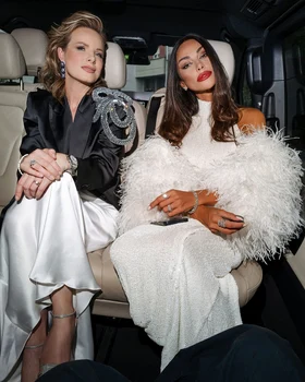 Mădălina Ghenea, Instagram 