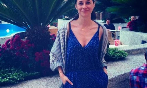 Prezentatoarea TVR s a întors recent dintr o vacanţă exotică jpeg