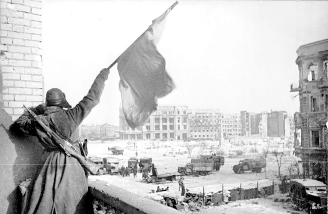 Bătălia de la Stalingrad din perioada 23 august 1942–2 februarie 1943. FOTO: Arhivă