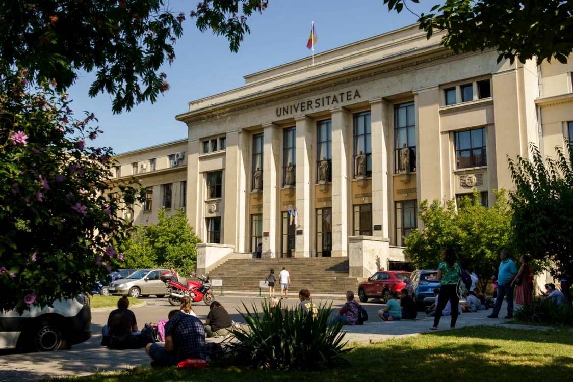 Universitatea din Bucureşti 