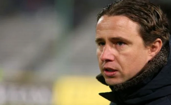 
    Laurenţiu Reghecampf  