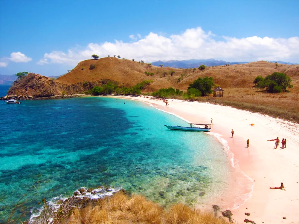 Insulă din Indonezia Foto: Shutterstock