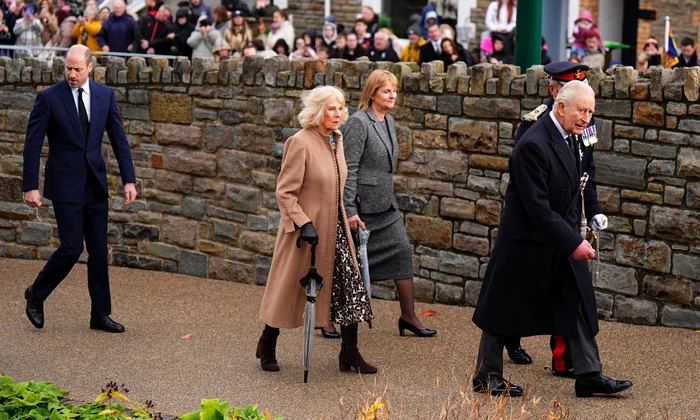 Charles, William, Camilla au comemorat dezastrul de la Aberfan, Profimedia (1) jpg