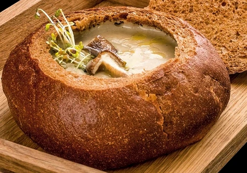 supa de ciuperci in paine jpg