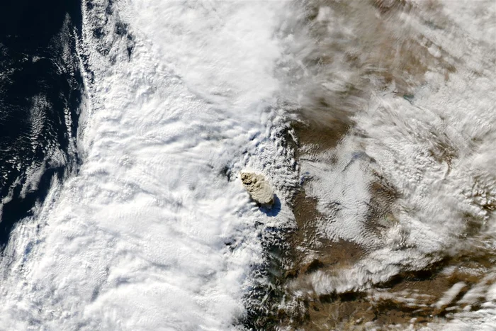 Erupţia vulcanului Caulle Puyehue-Cordon. Sursa: Reuters