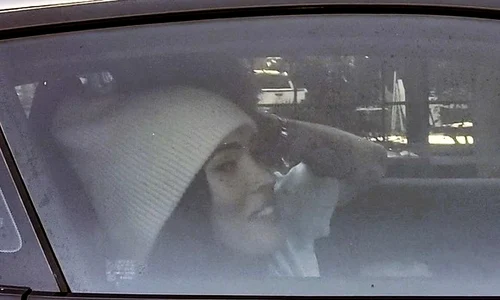 Megan Fox şi Machine Gun Kelly nu îşi mai ascund relaţia  jpeg