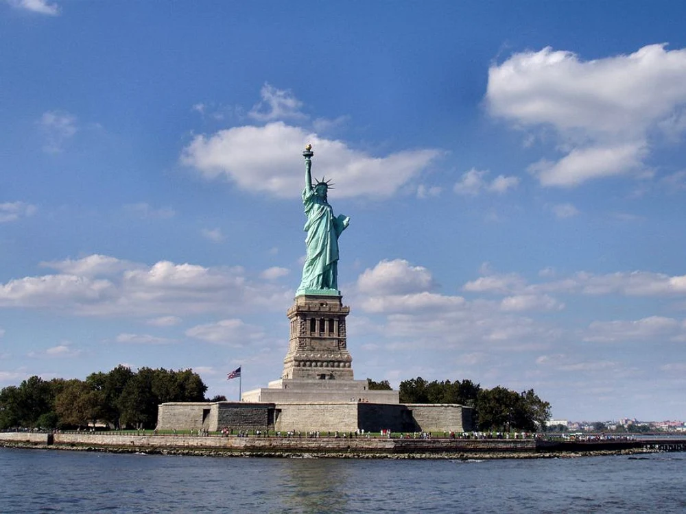 „O idee în mințile noastre”: ce înseamnă să fii american atunci cînd nu ești născut în America jpeg
