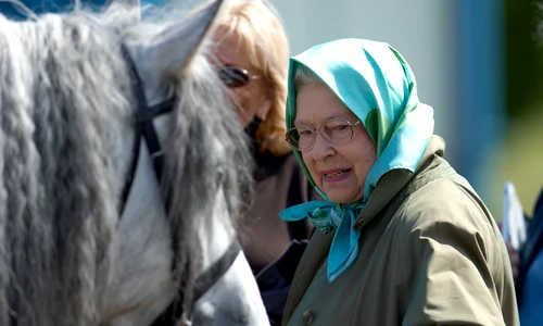 Regina Elisabeta inel de logondă profimedia 0021189539 jpg