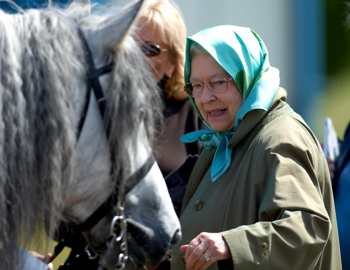 Regina Elisabeta inel de logondă profimedia 0021189539 jpg