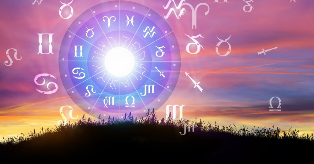 Super Horoscopul anului 2024! Alegerile pe care trebuie să le facă